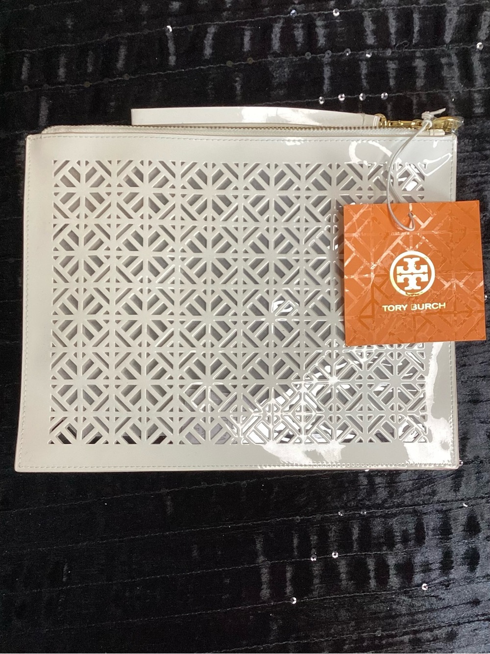 Tory Burch Limited Edition Wht Laser-Cut Patent Wristlet Clutch w/Gold Hardware